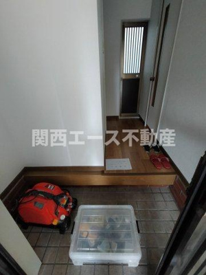 【玄関】 | 瓢箪山町貸家