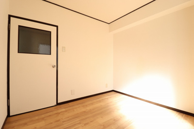 【洋室】 | グリーンパーク鶴見