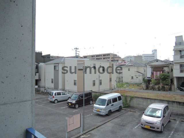 ベルエポックの駐車場