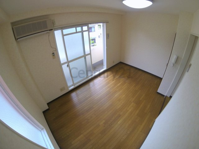 【寝室】 | パラッツオニッセイ