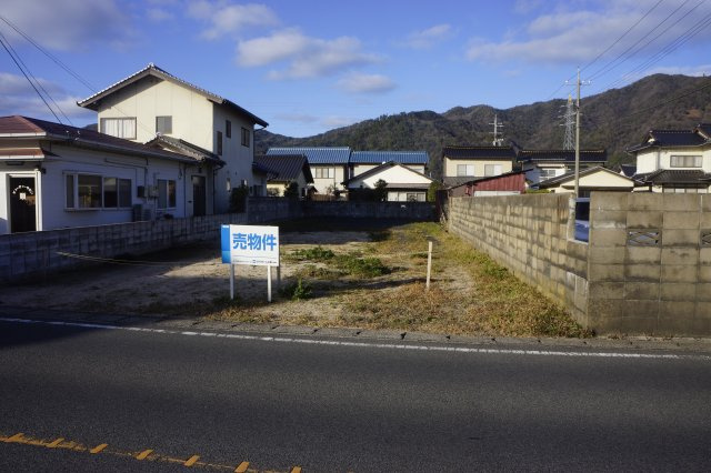 大社町修理免　建築条件なし土地　約111坪の外観