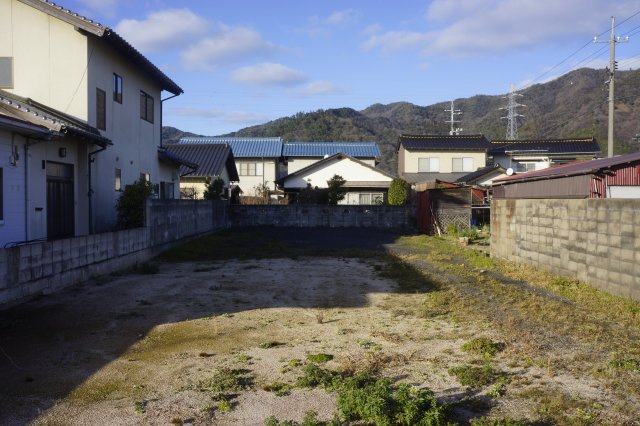大社町修理免　建築条件なし土地　約111坪の外観