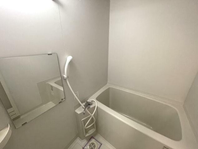 熊本市東区長嶺西２丁目の賃貸マンションの浴室