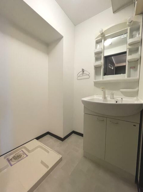 熊本市東区長嶺西２丁目の賃貸マンションの独立洗面台