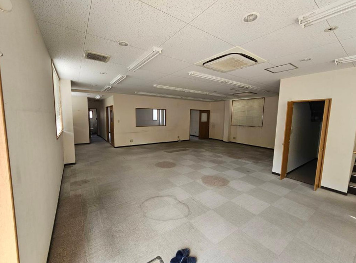 ⼤津市唐崎1丁⽬ 1棟テナントの内装|室内です