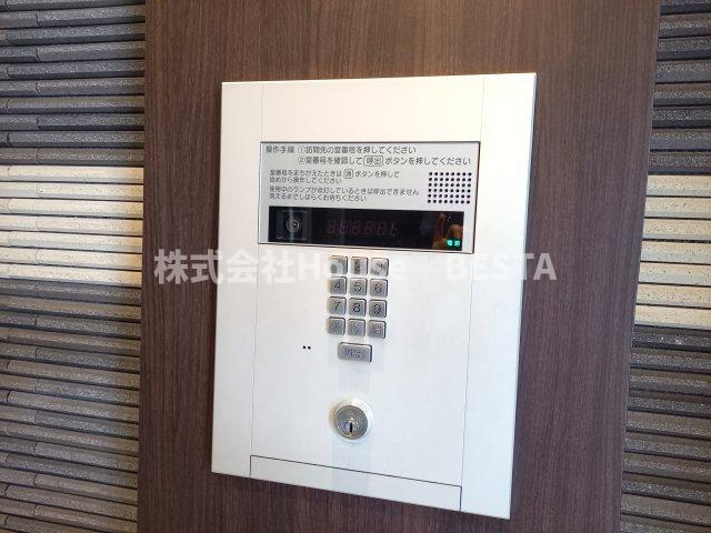 アドバンス神戸プリンスパークのエントランス