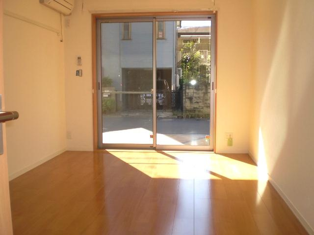 プリムコートの居間・リビング