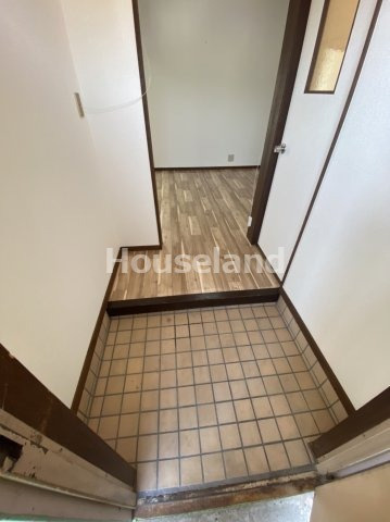 コーポ榎本の玄関