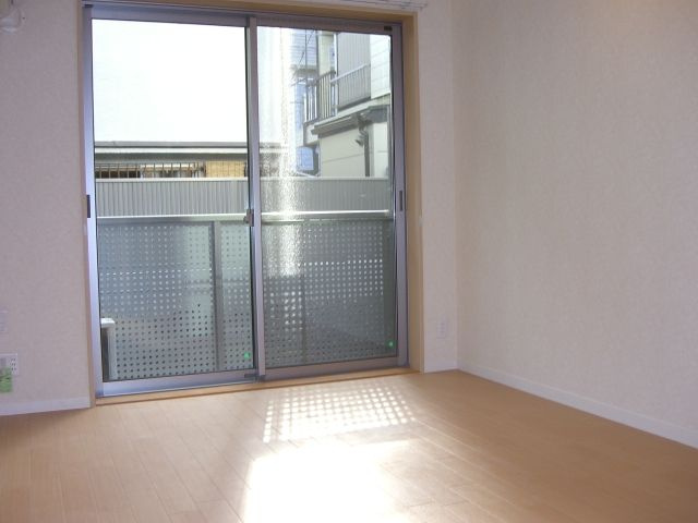 ルミエール二子の洋室