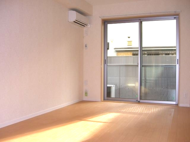 ルミエール二子の居間・リビング