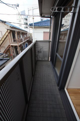 【バルコニー】 | クレストコートB棟