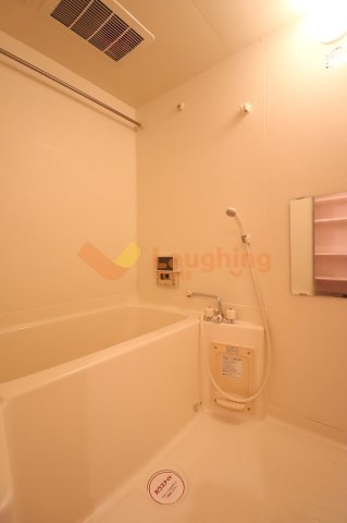 ルネス荒木一番館の浴室|日々の暮らしに欠かせないお風呂です