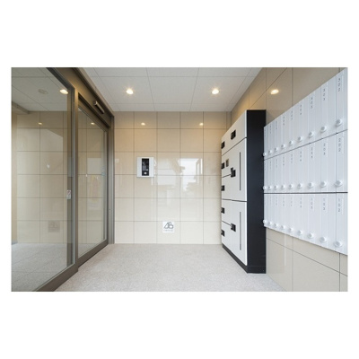 【エントランス】 | カメリア本町 | ゆとりのあるエントランスです