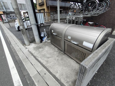 【周辺】 | カメリア本町 | 敷地内ゴミ捨て場