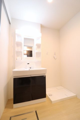 【内装】 | イソラーナ