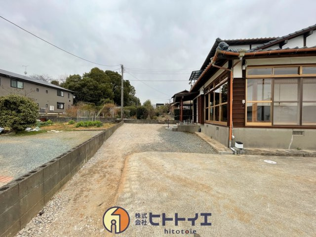 西牟田戸建の駐車場