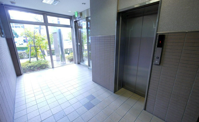 栗東市綣１丁目の事務所のロビー|ロビーです