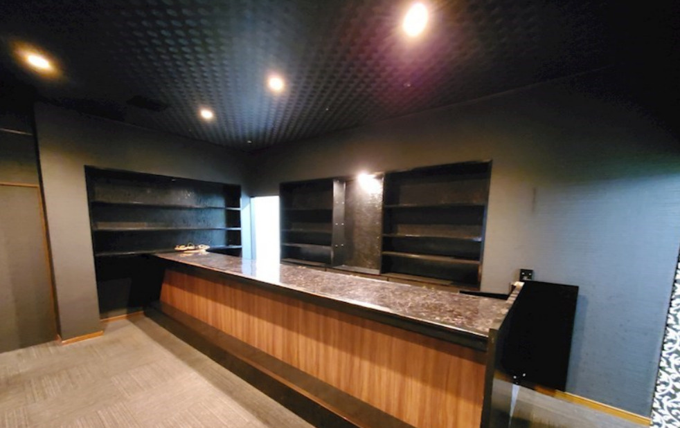 湖南市水戸町の店舗一部の内装|室内です