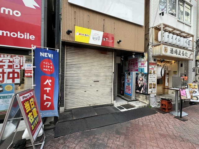 DKY３ビルのエントランス