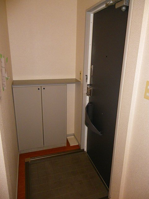 サンクレールNの玄関