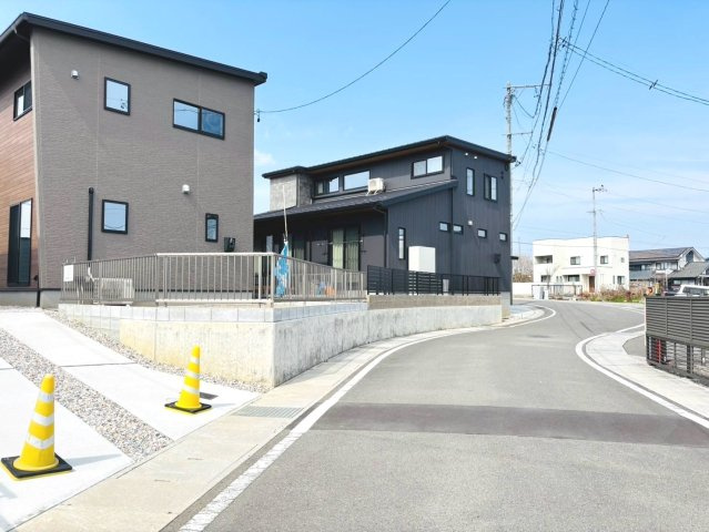 戸建　本巣郡北方町　全2区画分譲の前面道路含む現地写真|■前面道路　■ヤマダ不動産　株式会社リライフ　
■夢のマイホーム購入をフルサポートします！