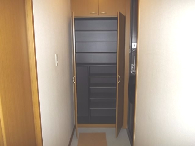 オアシスタナカの玄関