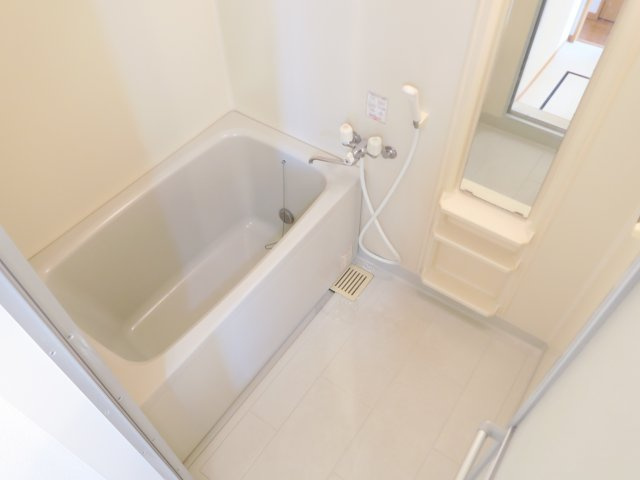 エントピアＡの浴室