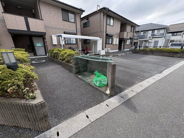 エントピアＡの駐車場