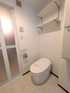 温水洗浄機能付き便座