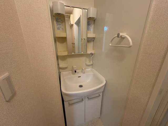 サンフルールの独立洗面台