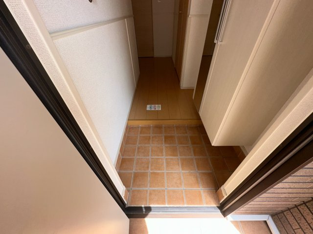サニーサイドの玄関