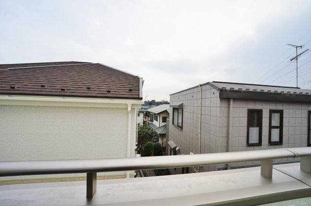 【横浜市旭区鶴ヶ峰本町２丁目5-52全３棟新築戸建て１号棟】★仲介手数料無料★（不動丸小学校・鶴ヶ峰中学校）】の展望