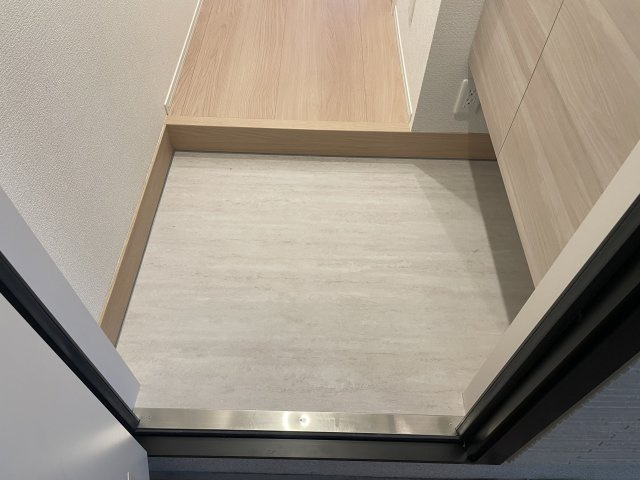 D-Place安田の玄関