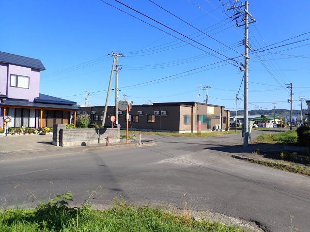 【その他】 | 黒石市牡丹平売アパート | 接面道路