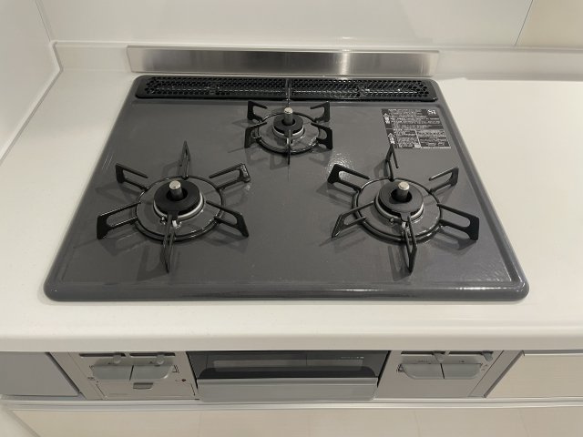 ロワイヤル綿町のキッチン