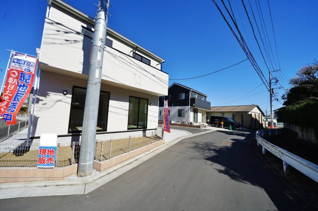 【横浜市旭区今宿南町41-1全３棟新築戸建て１号棟】★仲介手数料無料★（今宿南小学校・今宿中学校）】の前面道路含む現地写真