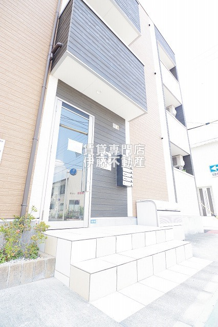 オーベルテューレ名城公園のエントランス