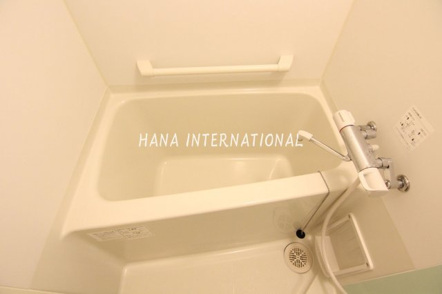 レオネクストアルカディアの浴室