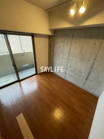 プラディオ徳庵セレニテの居間・リビング