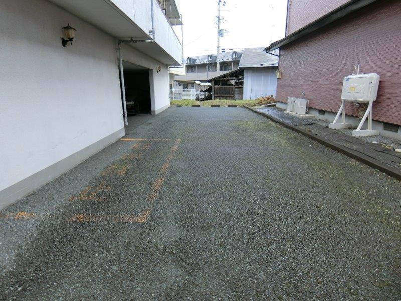 パークレーン茶やの駐車場