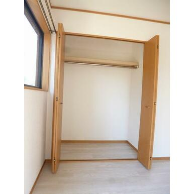 熊本市東区秋津１丁目のアパートの収納