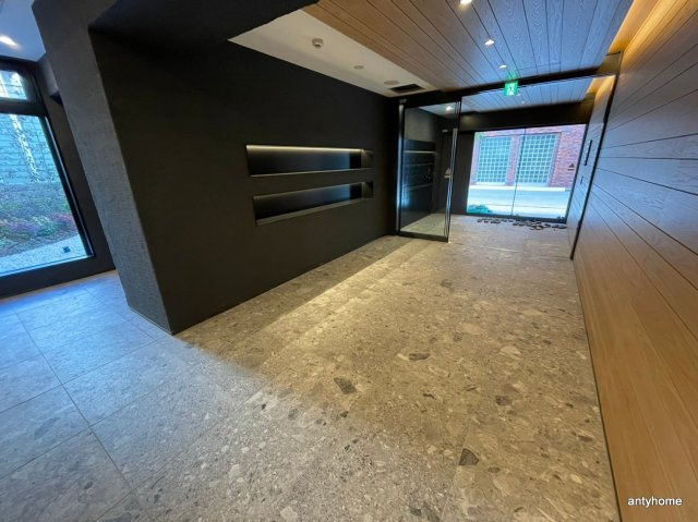 シーズンフラッツ梅田NORTH　仲介手数料無料のエントランス
