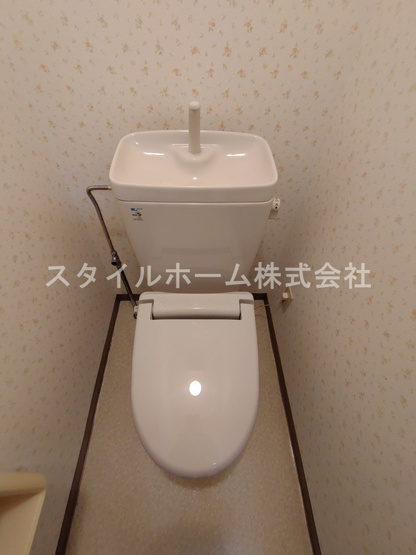 【トイレ】 | パラシオン | 別部屋写真です。
