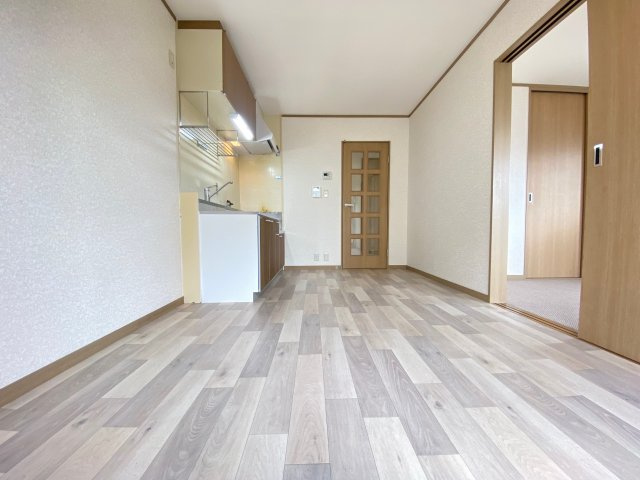 ヴィーブル七々色の居間・リビング