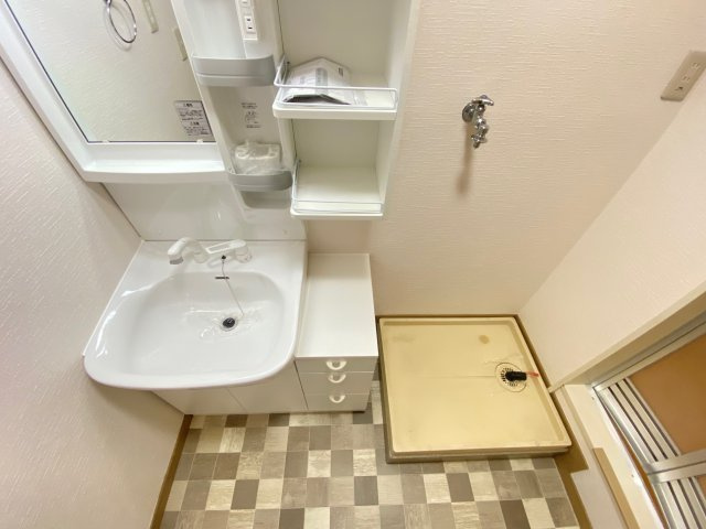 ヴィーブル七々色の洗面所