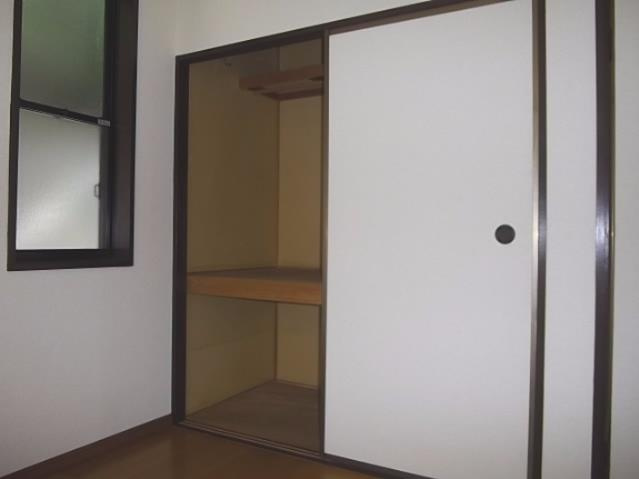 ヴィラ中山Ｃ棟の収納