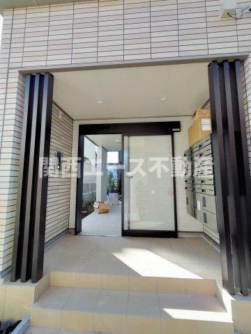 【エントランス】 | クレール・ド・ルナ