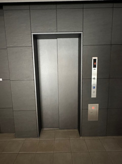 【その他共用部分】 | エレベーター付き！荷物の多い日や疲れた日でも、7階までラクラク上がれます☆