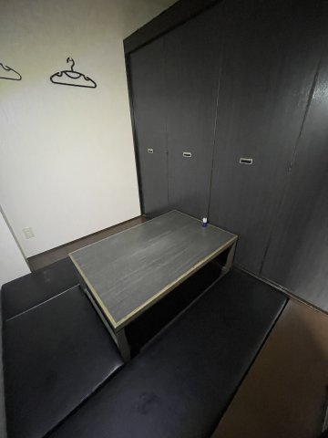 大手町　居酒屋あと貸店舗３階建の内装|２階　個室