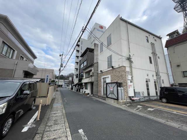 大手町　居酒屋あと貸店舗３階建の周辺